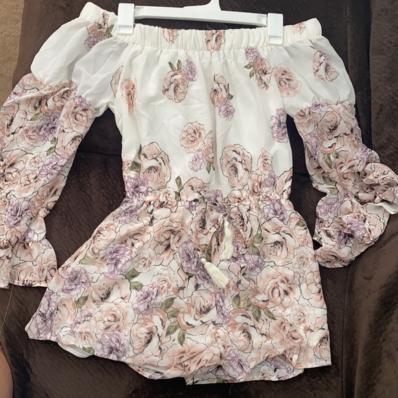 Romper - Picture 2 of 3